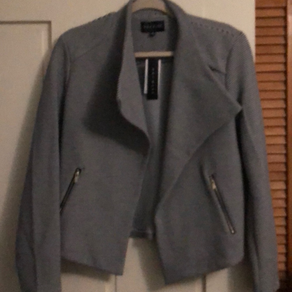 Premise blazer size medium
